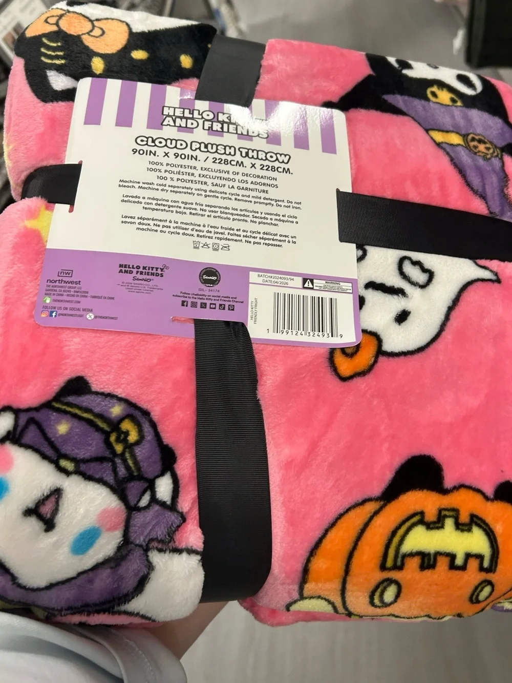 Hello Kitty & Friends Pink Halloween queen blanket